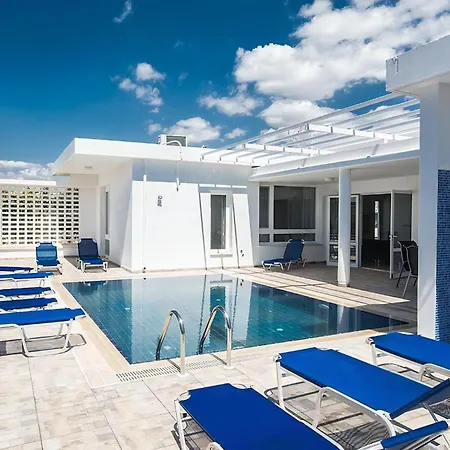 Villa Mavris - Lovely 4 Bedroom Villa With Private Pool In Central Ayia Napa Villa Ayia Napa