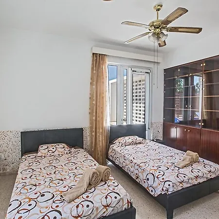 Mavris - Lovely 4 Bedroom With Private Pool In ヴィラ